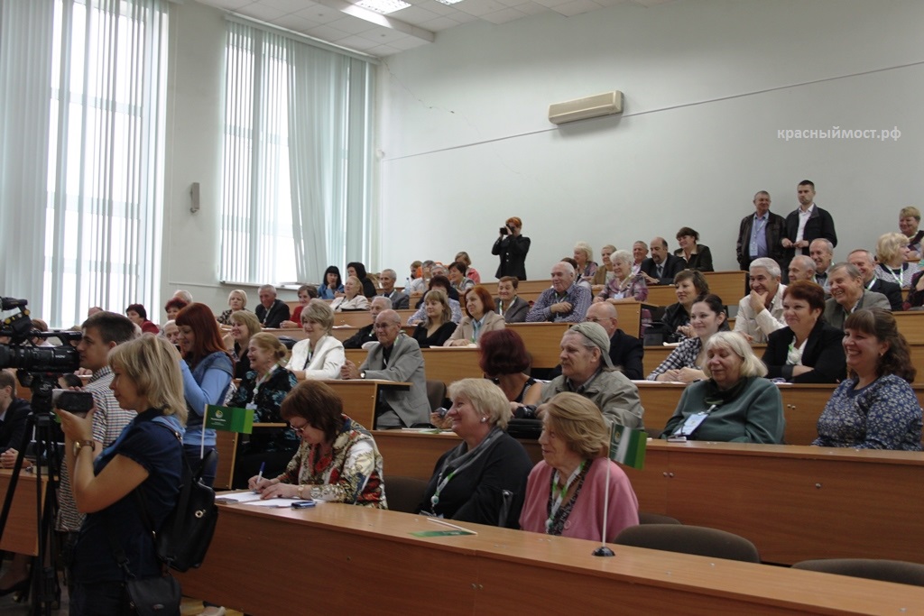 Пенсионеры Орловской области соревнуются в компьютерном многоборье